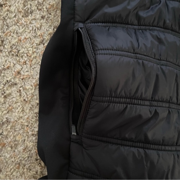 Women’s Black Cloth / Windbreaker Jacket - Picture 2 of 5